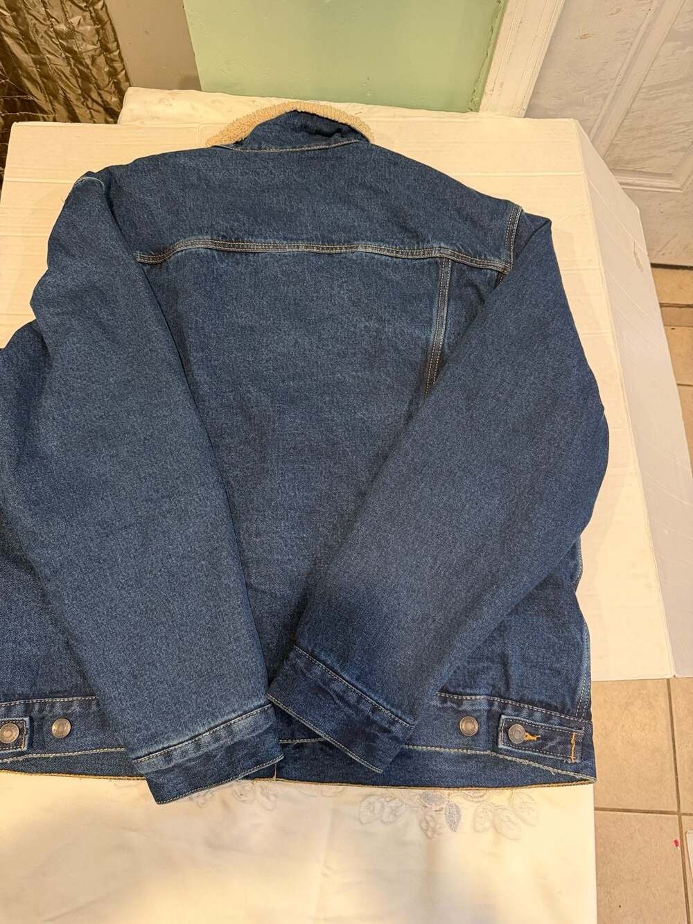 Wrangler Men's Sherpa Lined Denim Trucker Jacket - Picture 11 of 12